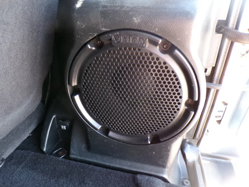 Used 2012 Grey Jeep Arctic image 31