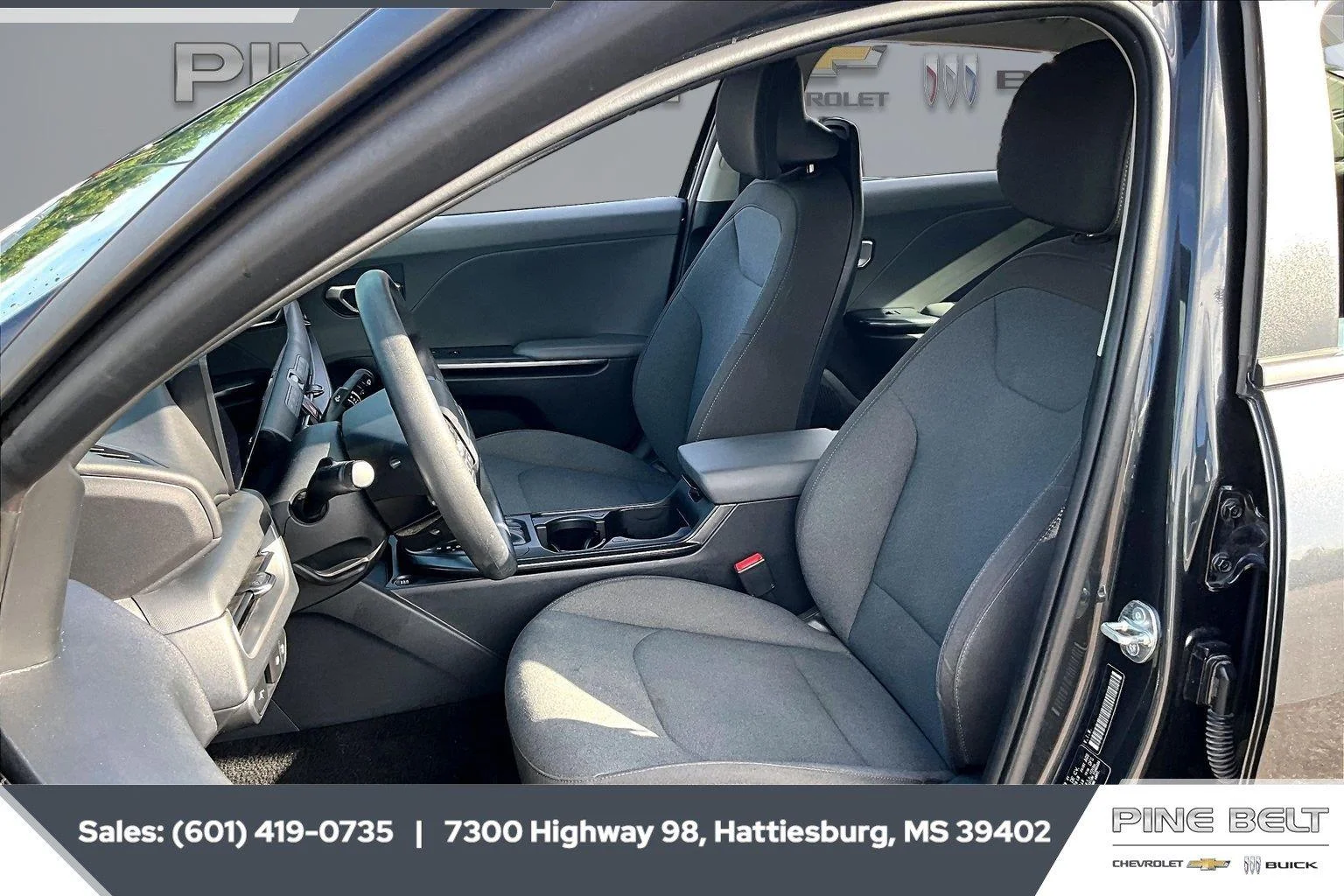 Used 2025 Interstellar Gray Kia LXS image 18