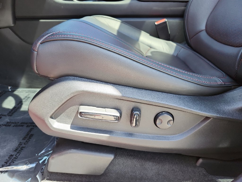 Used 2025  Honda Black Edition image 26