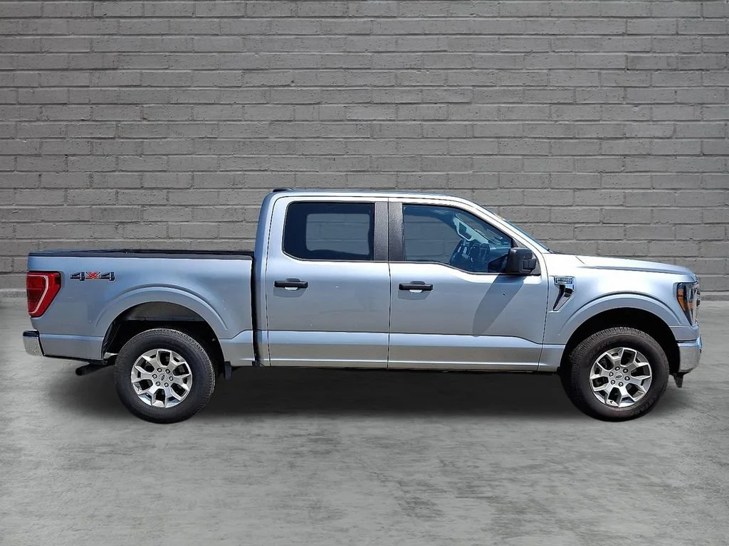 Used 2023 Silver Ford XLT image 13