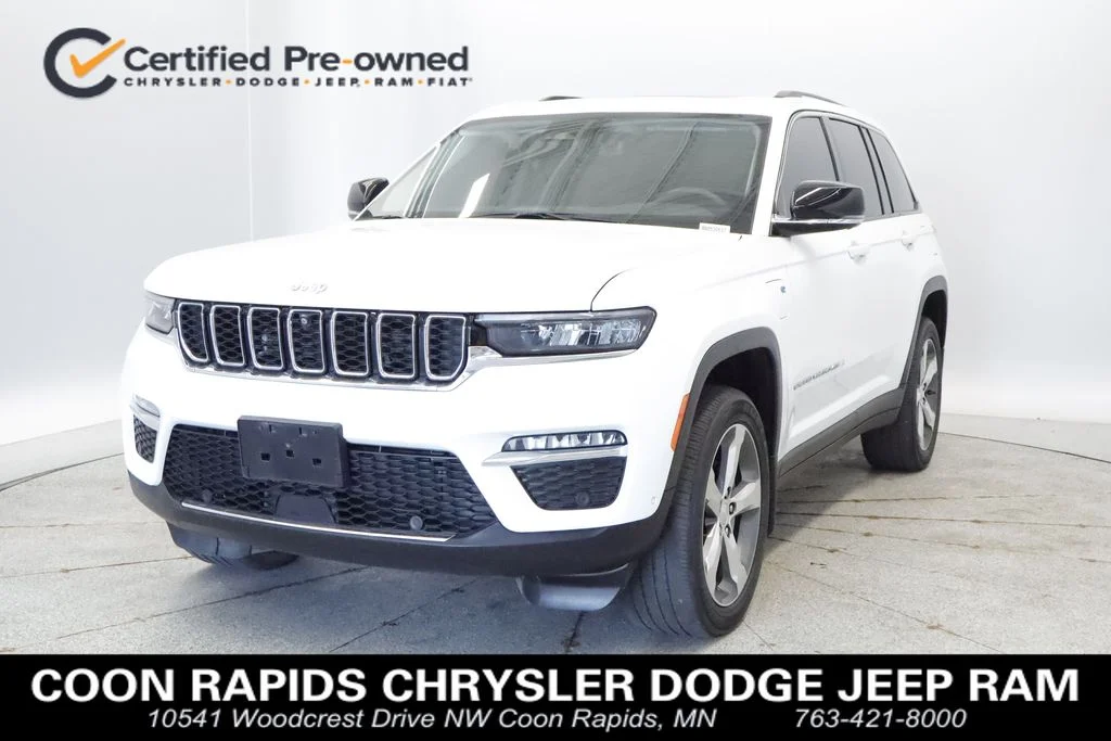 2022 Jeep Grand Cherokee 4xe 4x4's photo