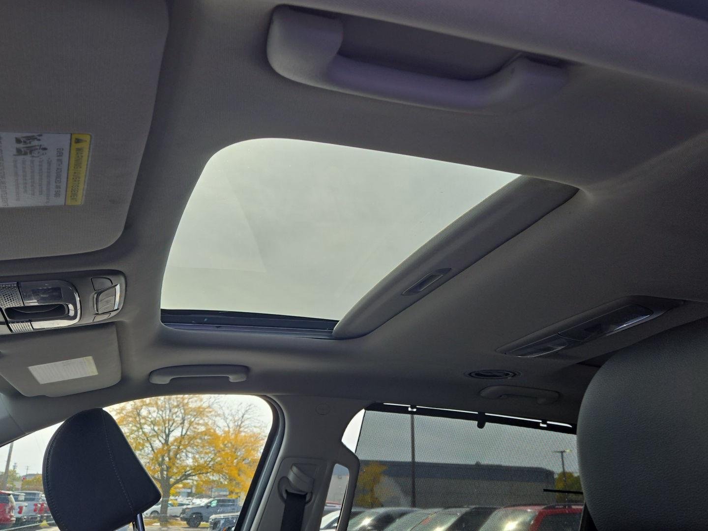 Used 2022 Wolf Gray Kia SX image 4