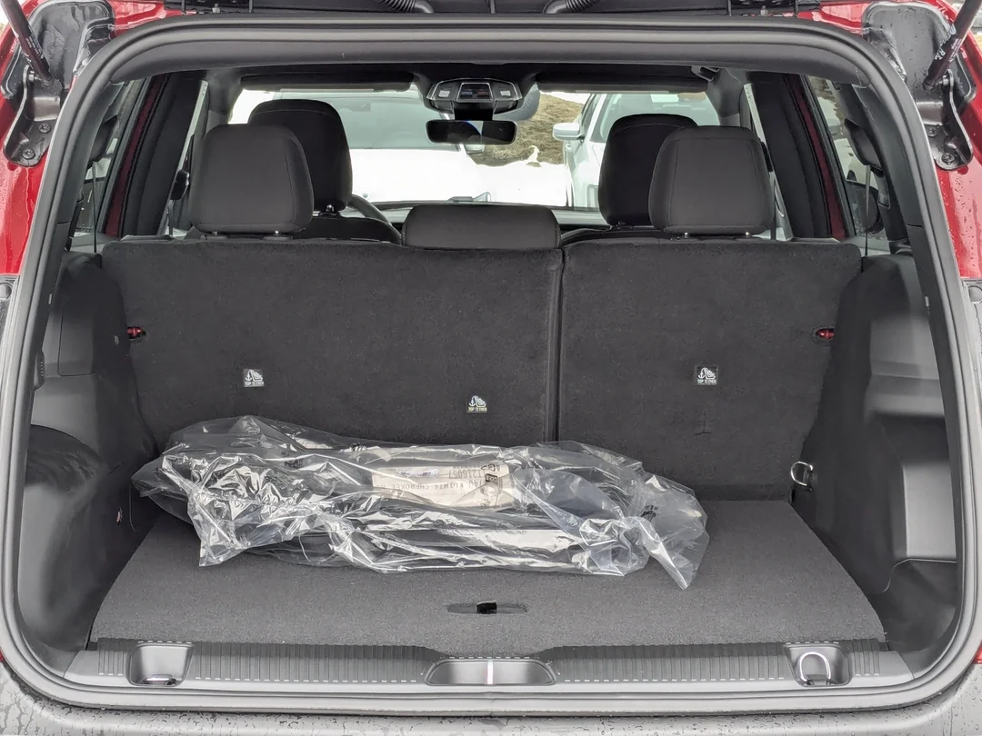 New 2026 Red Jeep Laredo - - 4x4 - 1.6L Turbo Hybrid - 12.3 Uconnect 5 Display - Selec-Terrain System & More! image 29