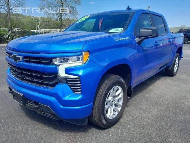 Used 2026 Riptide Blue Metallic Chevrolet RST image 5