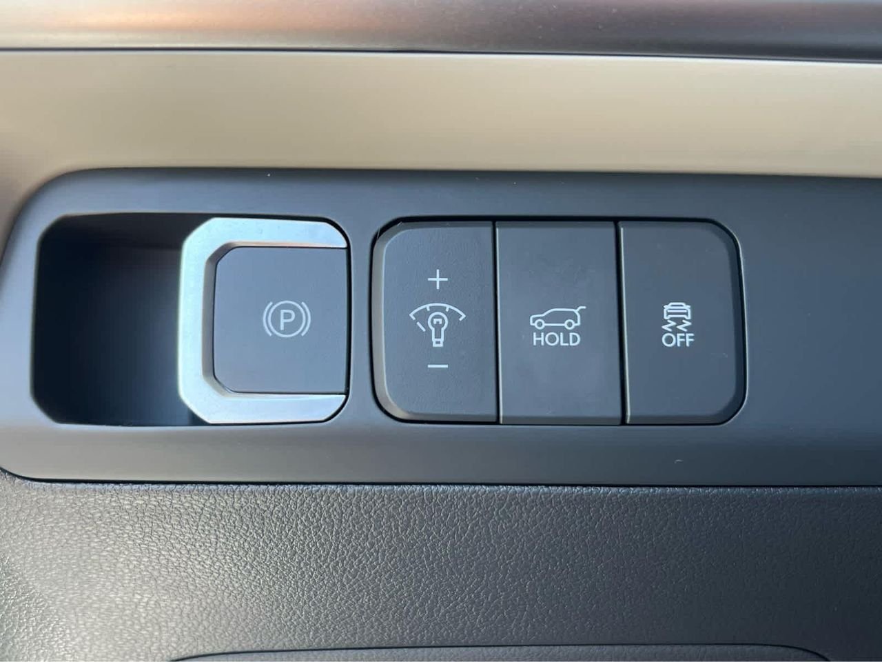 New 2026 Serenity White Hyundai SE AWD image 31