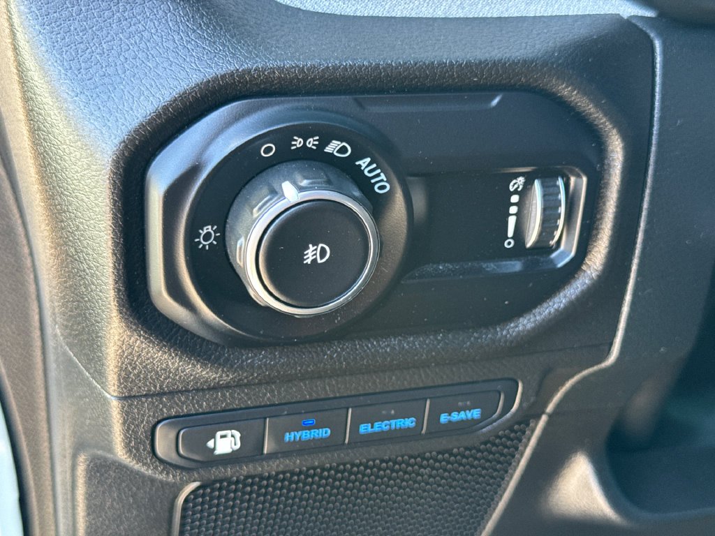 Used 2024 Gray Jeep Sport S 4xe image 27