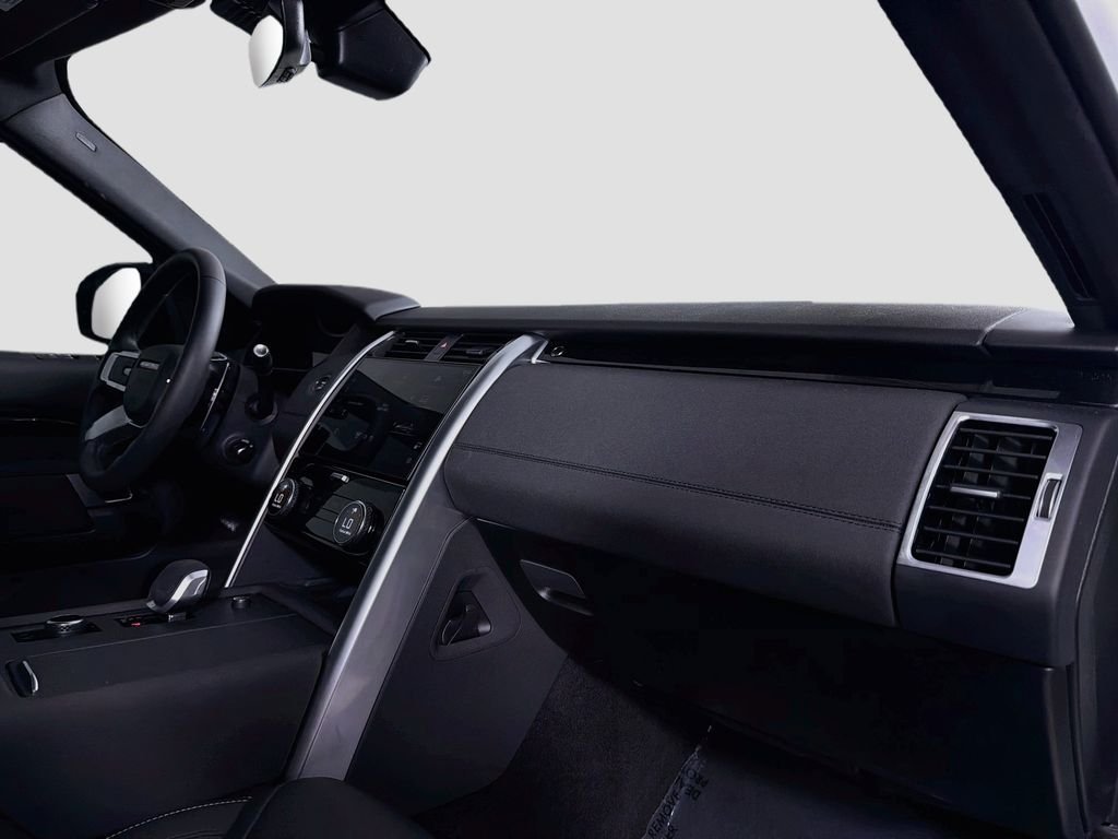 Used 2026 White Land Rover S image 31