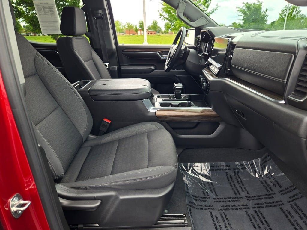 2024 Chevrolet Silverado 1500 LT Trail Boss - Photo 6