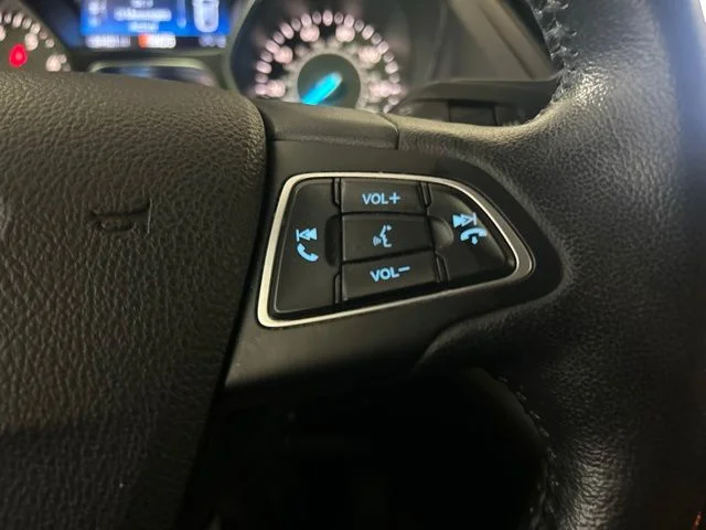 Used 2019 Sea Green Ford SEL image 16