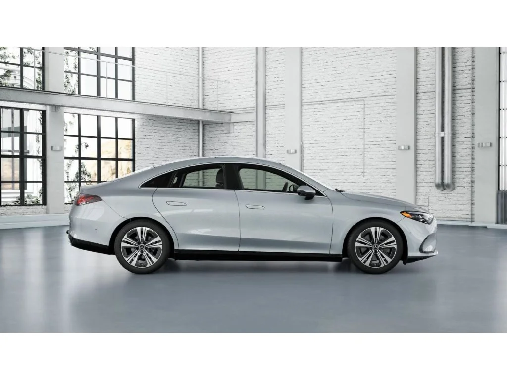 New 2027 Silver Mercedes-Benz CLA 220 image 31