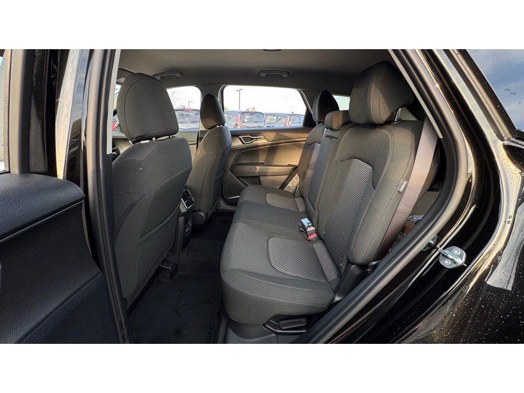 New 2026 Fusion Black Kia LX image 26
