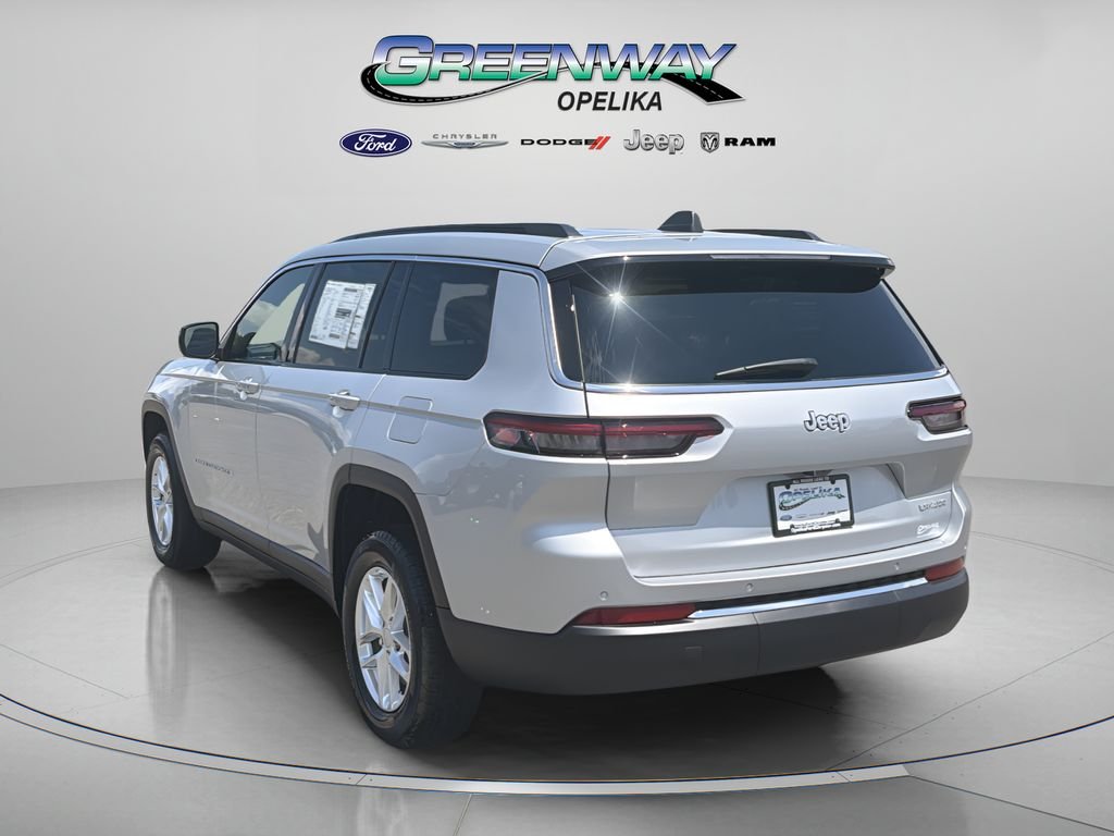 New 2026 Silver Jeep Laredo image 5