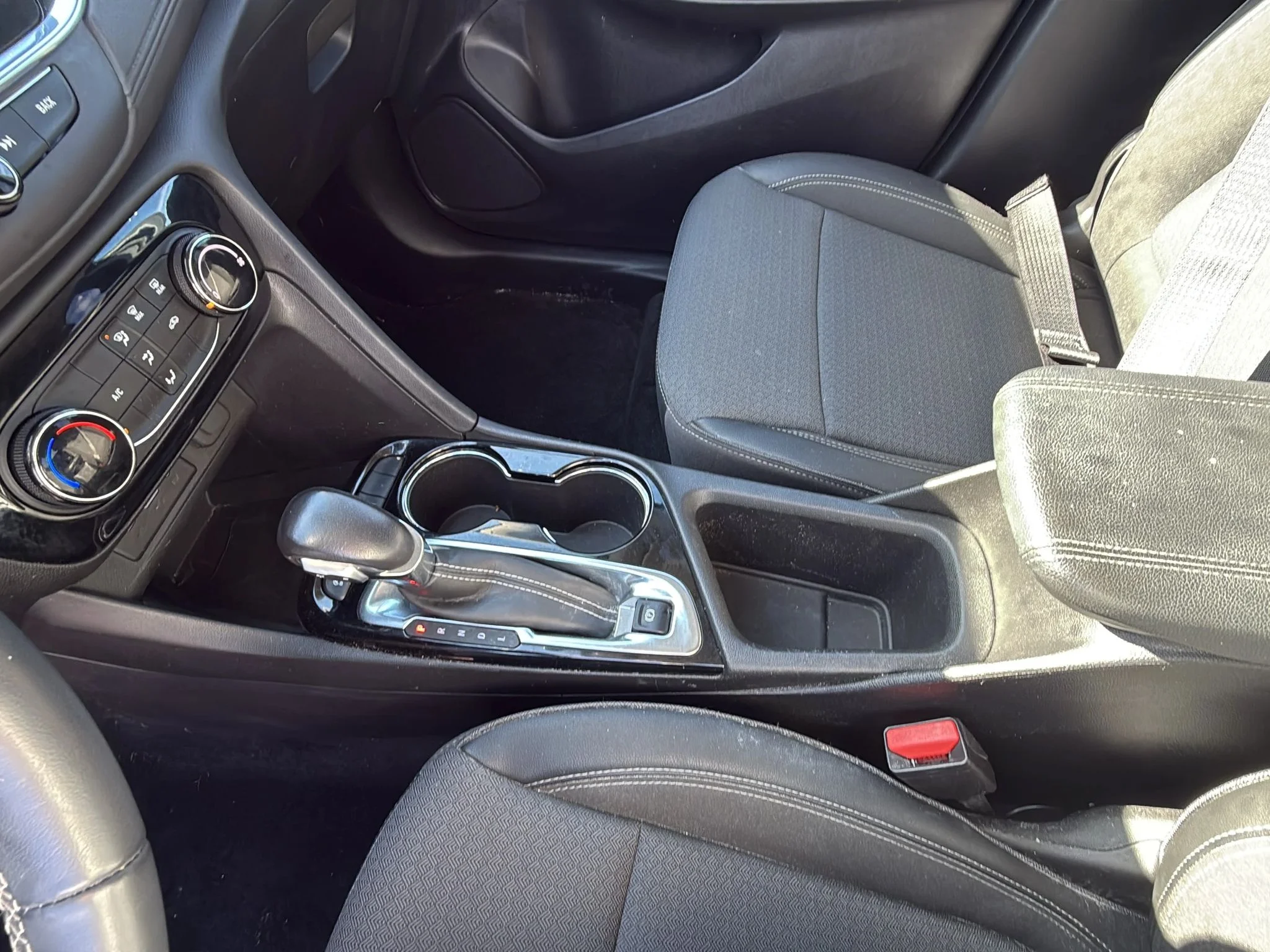 Used 2023 Cinnabar Metallic Buick Preferred image 20