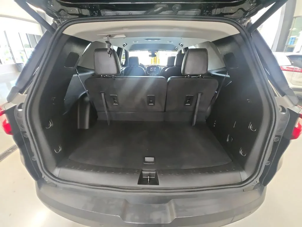 Used 2020 MOSAIC BLACK METALLIC Chevrolet LT Leather image 13