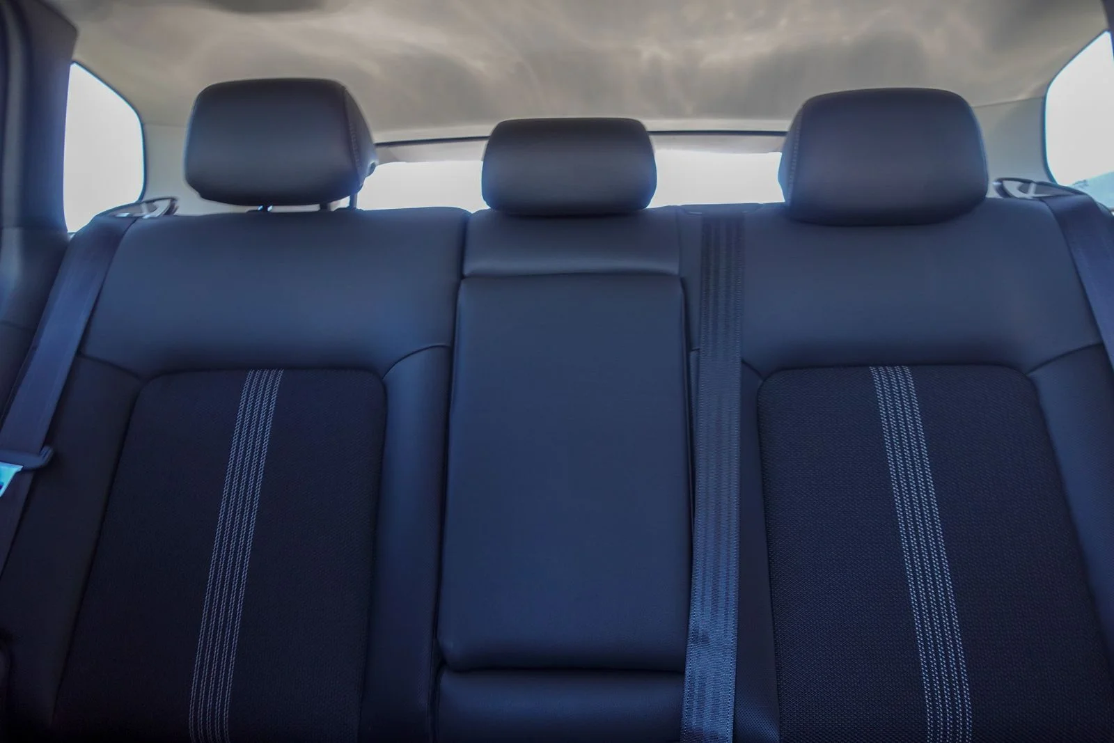 New 2026 Ingot Blue Metallic Mazda Preferred image 13