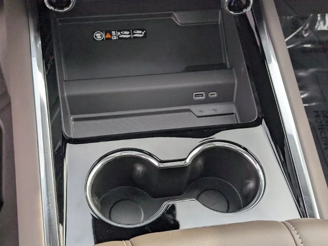 New 2027 Sterling Gray Metallic Chevrolet LT image 24