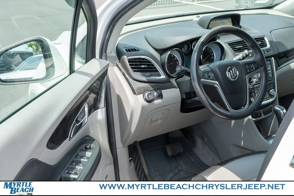 Used 2016 White Pearl Metallic Buick Premium image 15