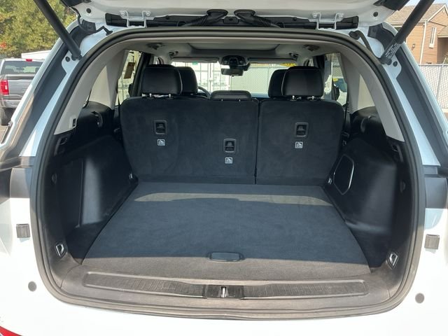Used 2022 White Jeep 4xe image 23