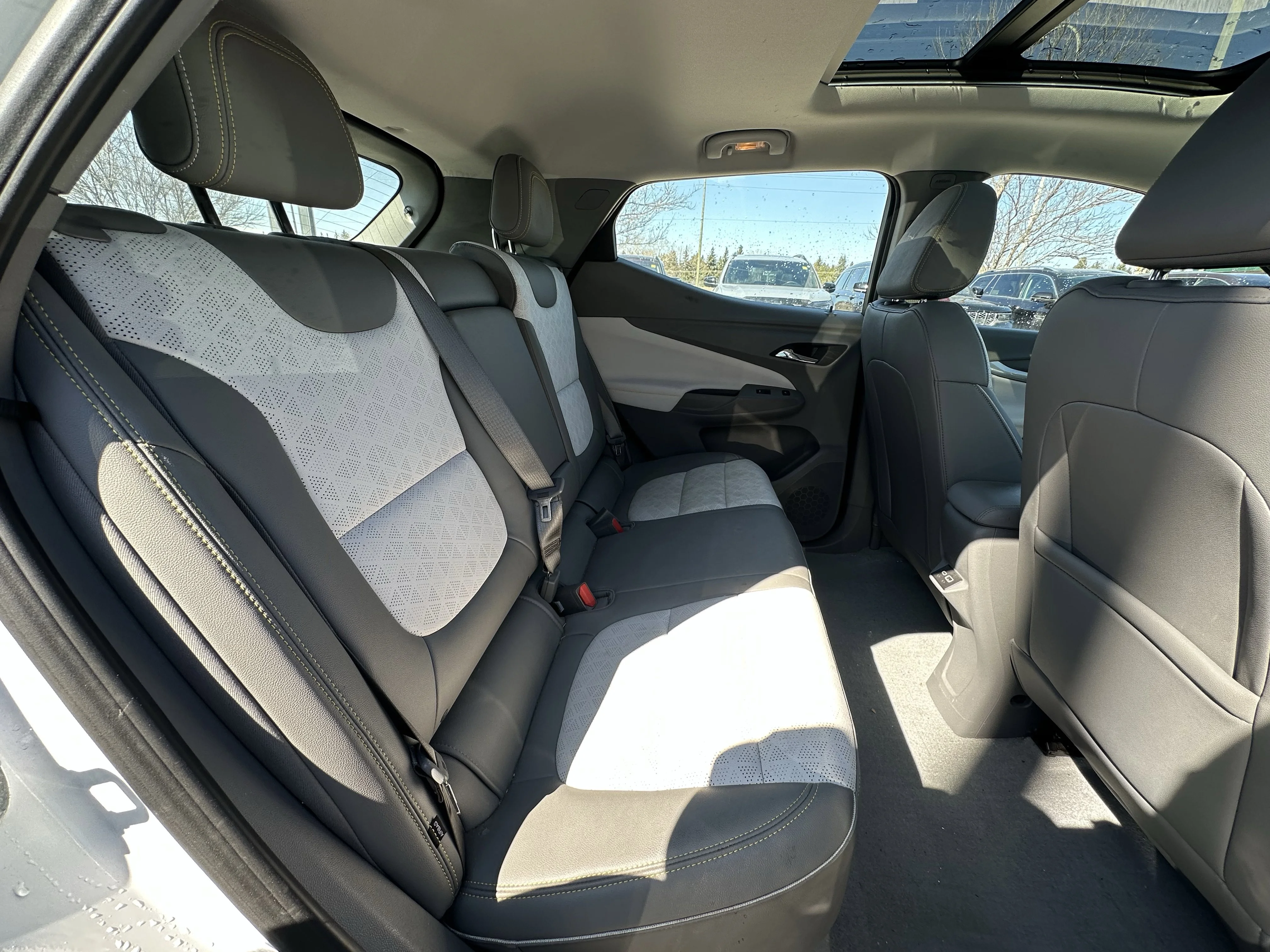 Certified Used 2023 White Chevrolet Premier image 22