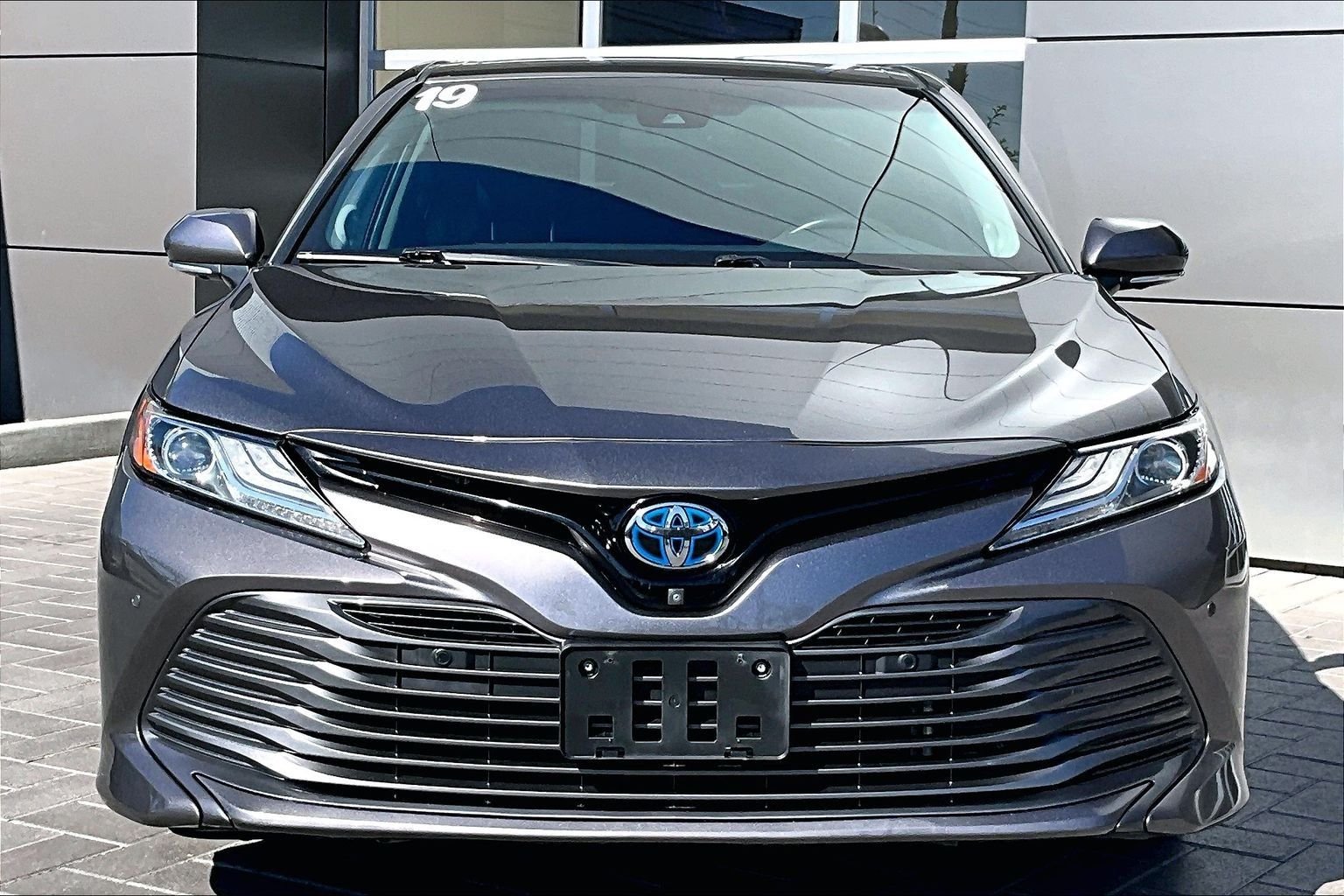 Used 2019 Gray Toyota XLE image 2