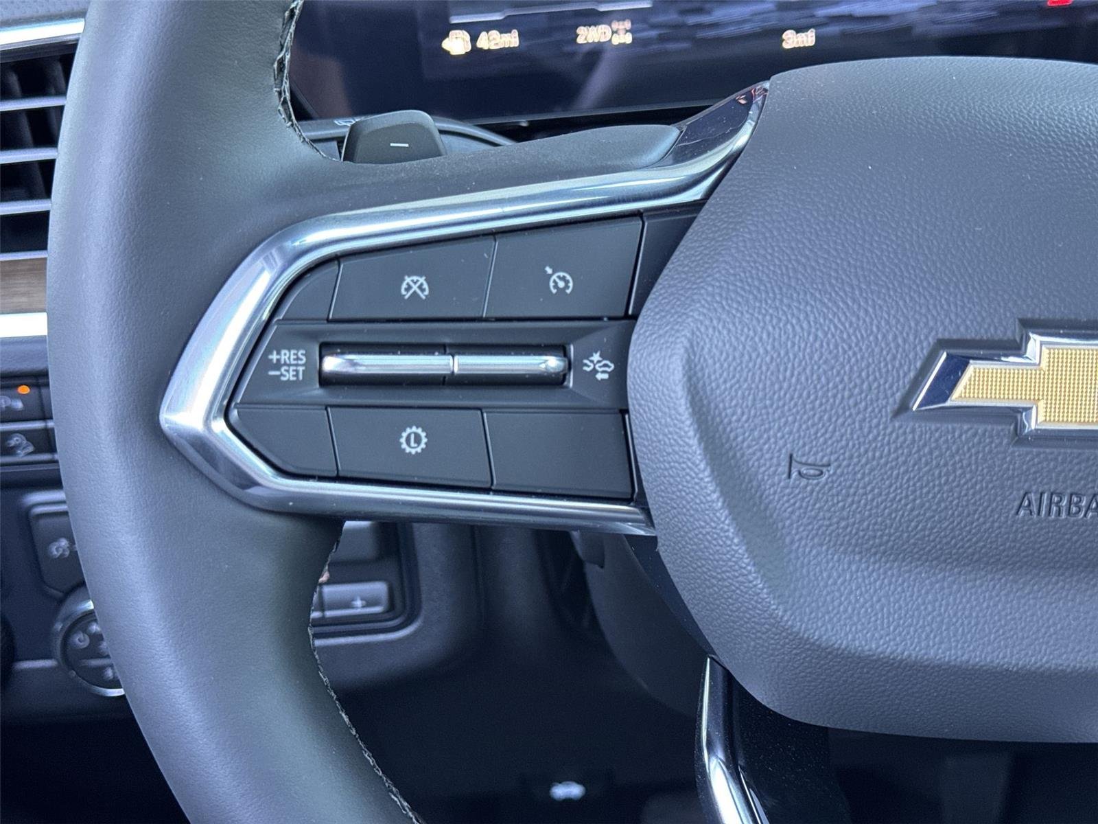 New 2026 Sterling Gray Metallic Chevrolet High Country image 18
