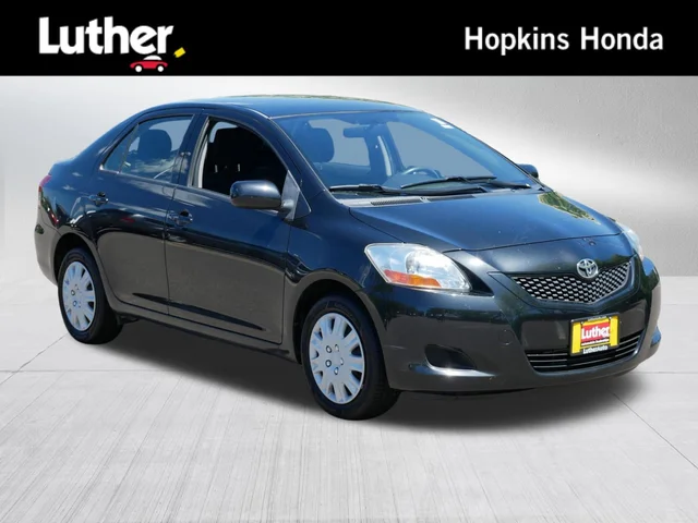 2011 Toyota Yaris 