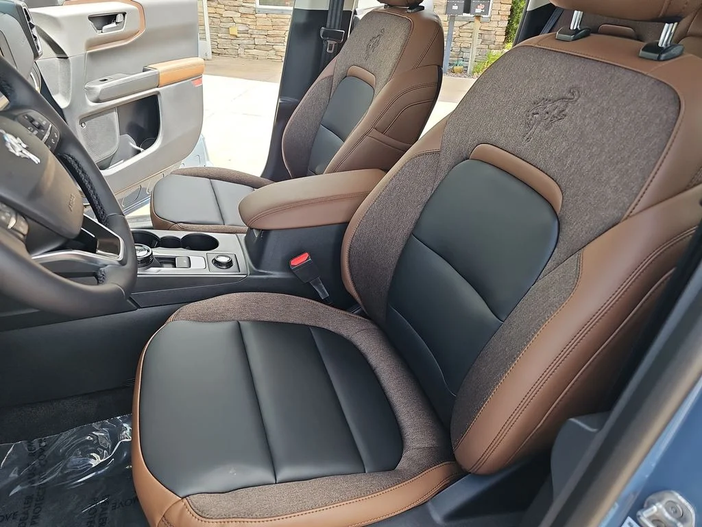 New 2026 Azure Gray Metallic Tri-Coat Ford Outer Banks® image 14