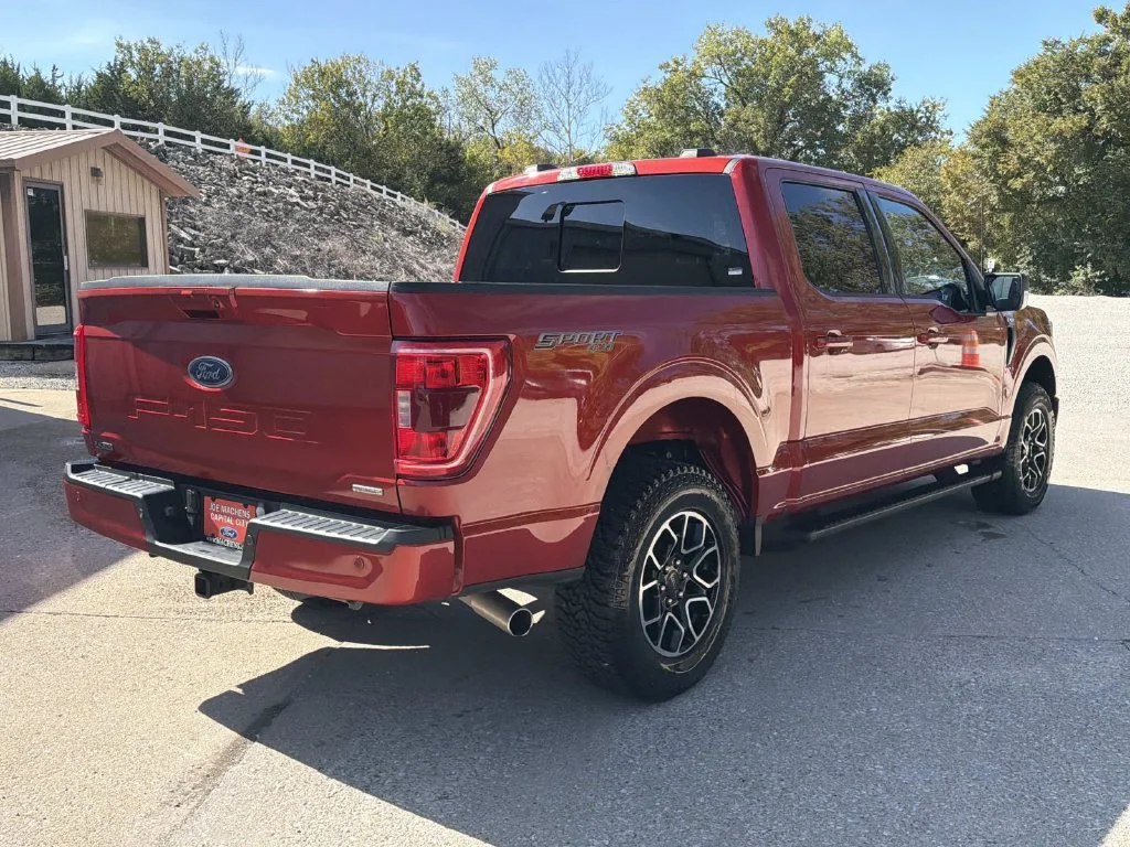 Used 2023 Chili Pepper Red Ford XLT image 5