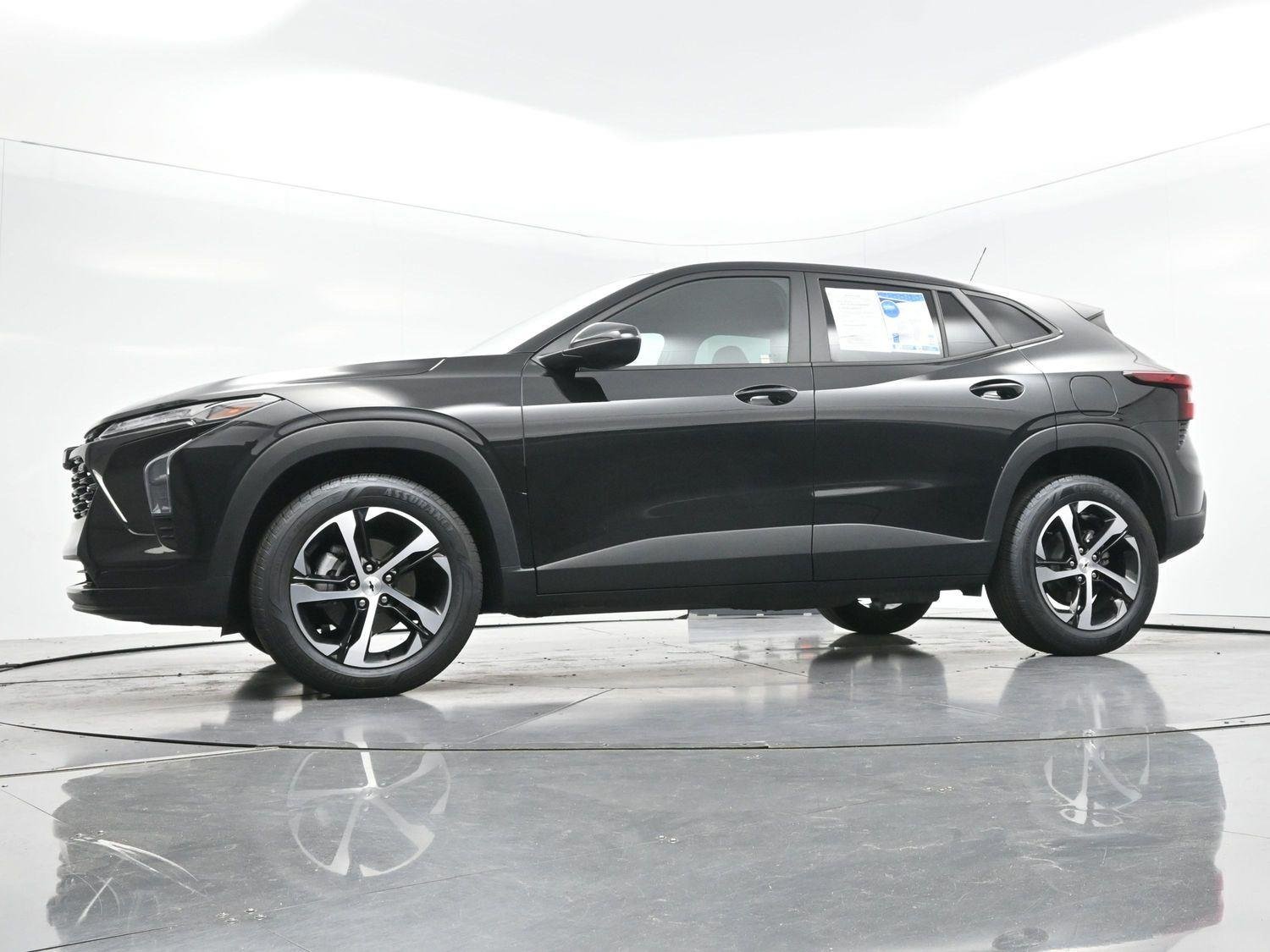 Used 2024 Mosaic Black Metallic Chevrolet 1RS image 44