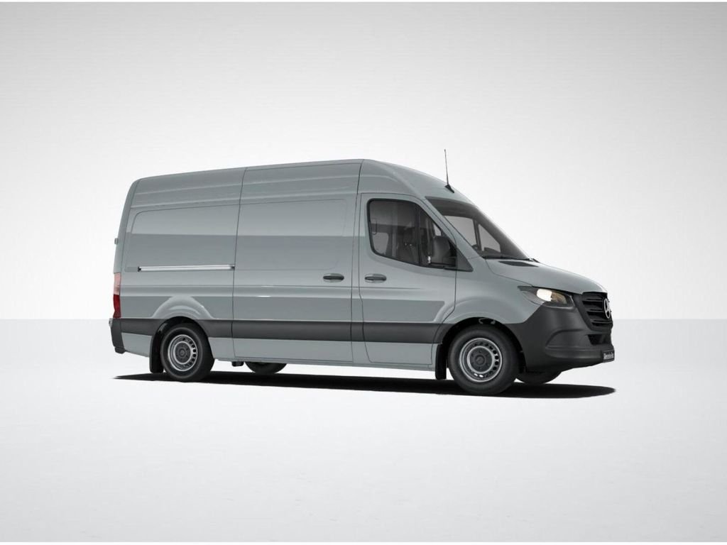 New 2025  Mercedes-Benz Cargo 144 WB image 13