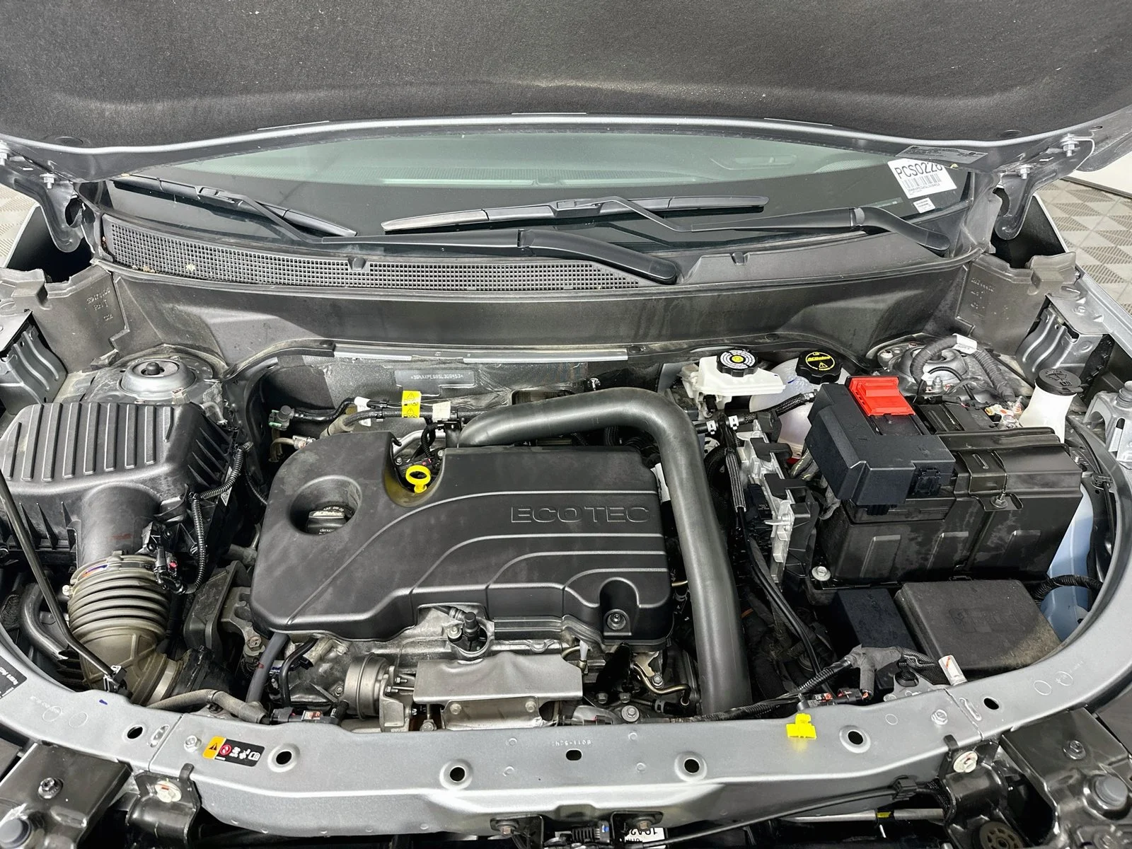 Used 2025 Sterling Gray Metallic Chevrolet LT image 31