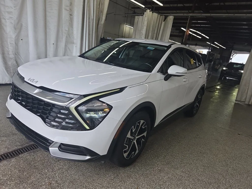 Used 2023 White Kia EX image 14