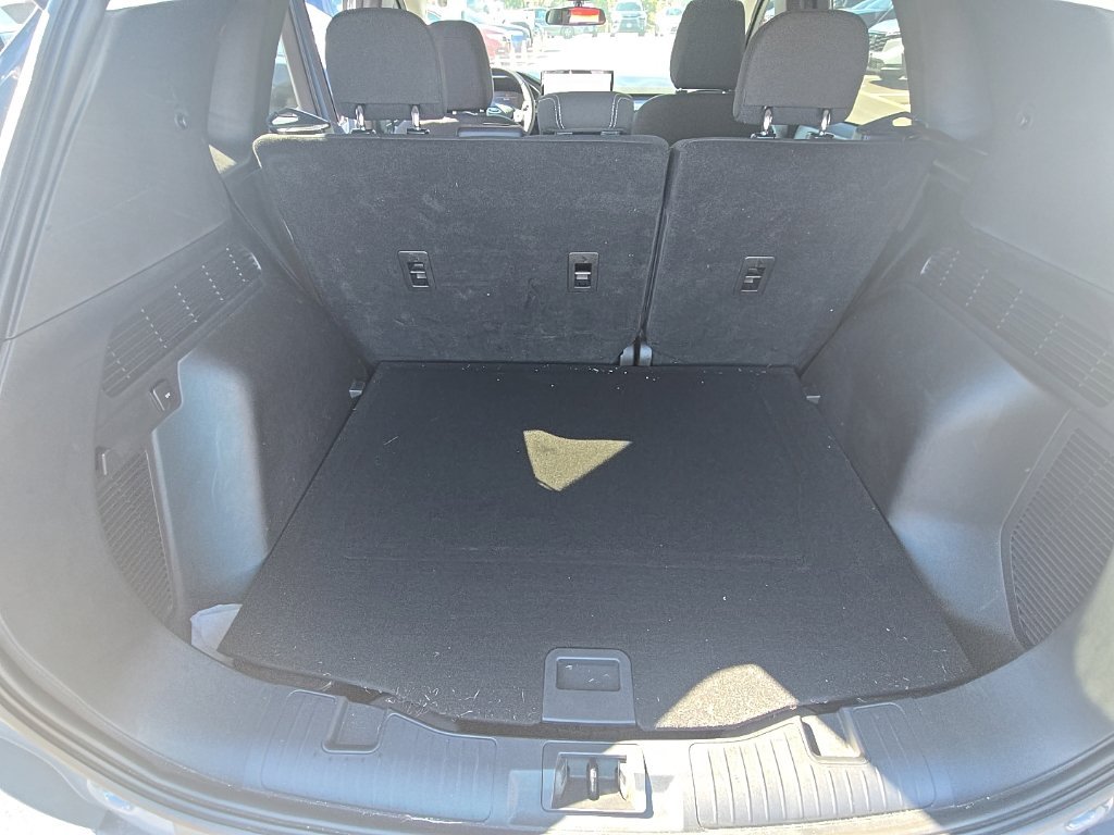 Used 2024 Vapor Blue Ford Active image 13