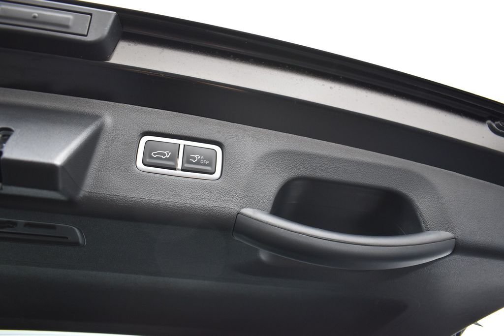 New 2026 Aurora Black Pearl Kia EX image 23