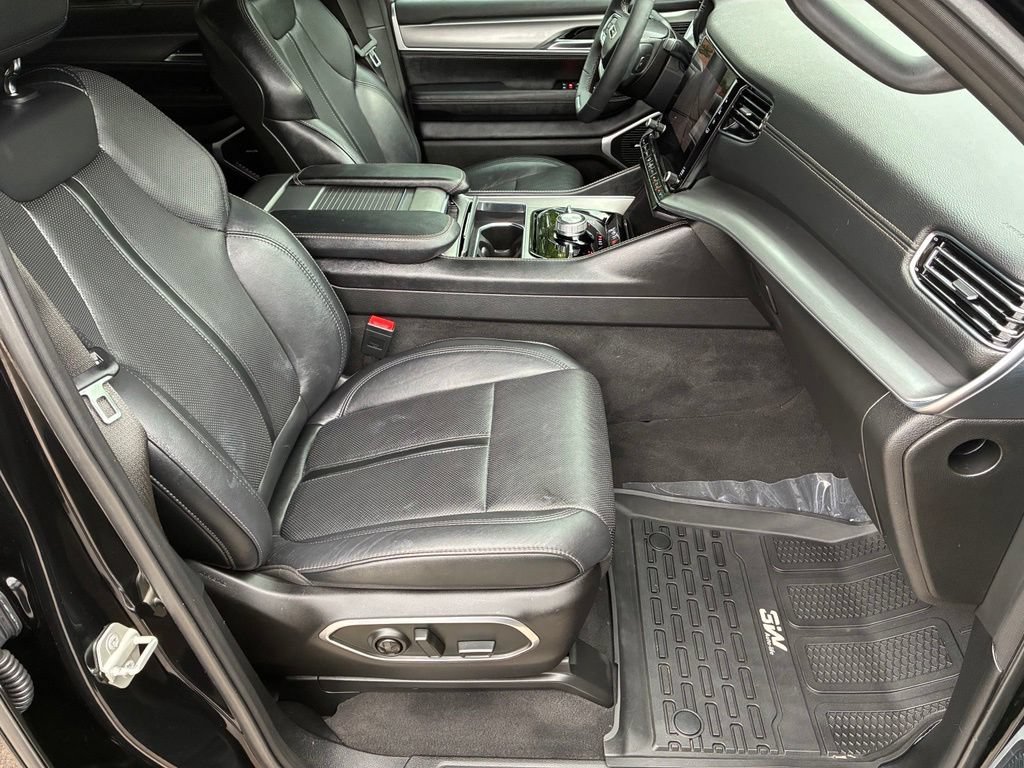 Used 2024 Black Jeep Series II image 37