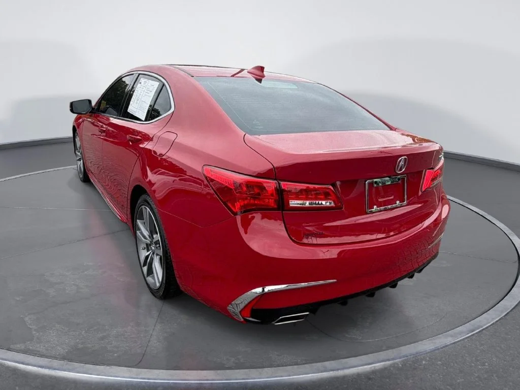 Used 2019  Acura 3.5L Technology Pkg image 5
