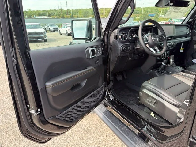 New 2027 Black Jeep Sahara image 13