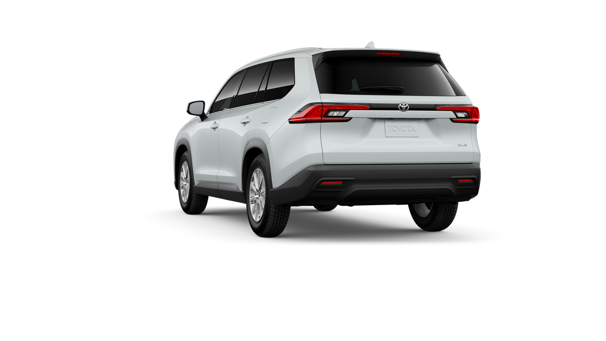 New 2026 Wind Chill Pearl Toyota XLE image 26