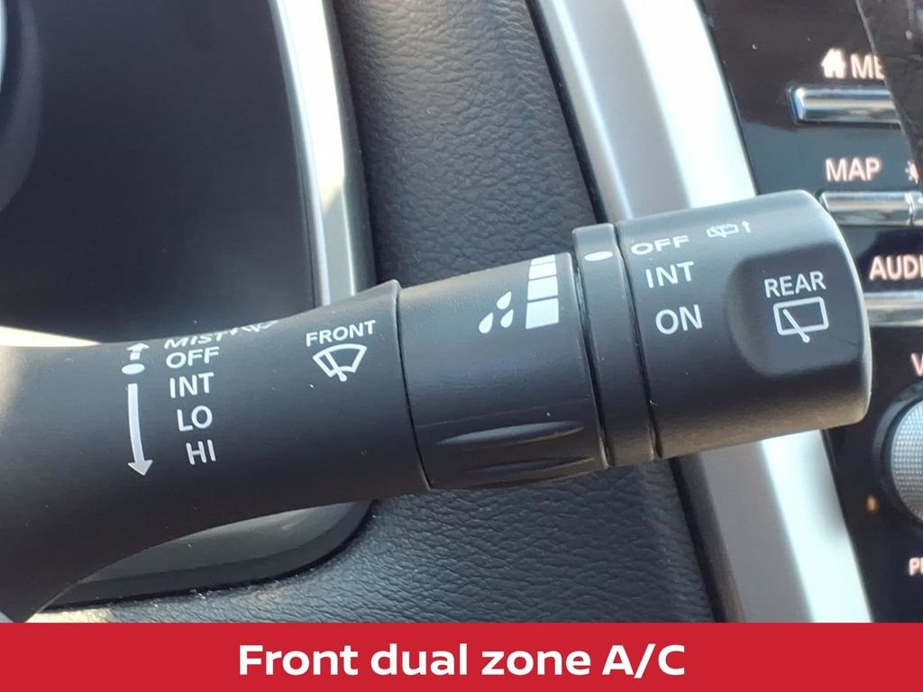 Used 2023 Pearl White Nissan SL W/PANORAMIC SUNROOF image 23