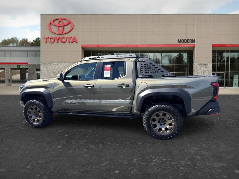 New 2026 Bronze Oxide Toyota Trailhunter image 5
