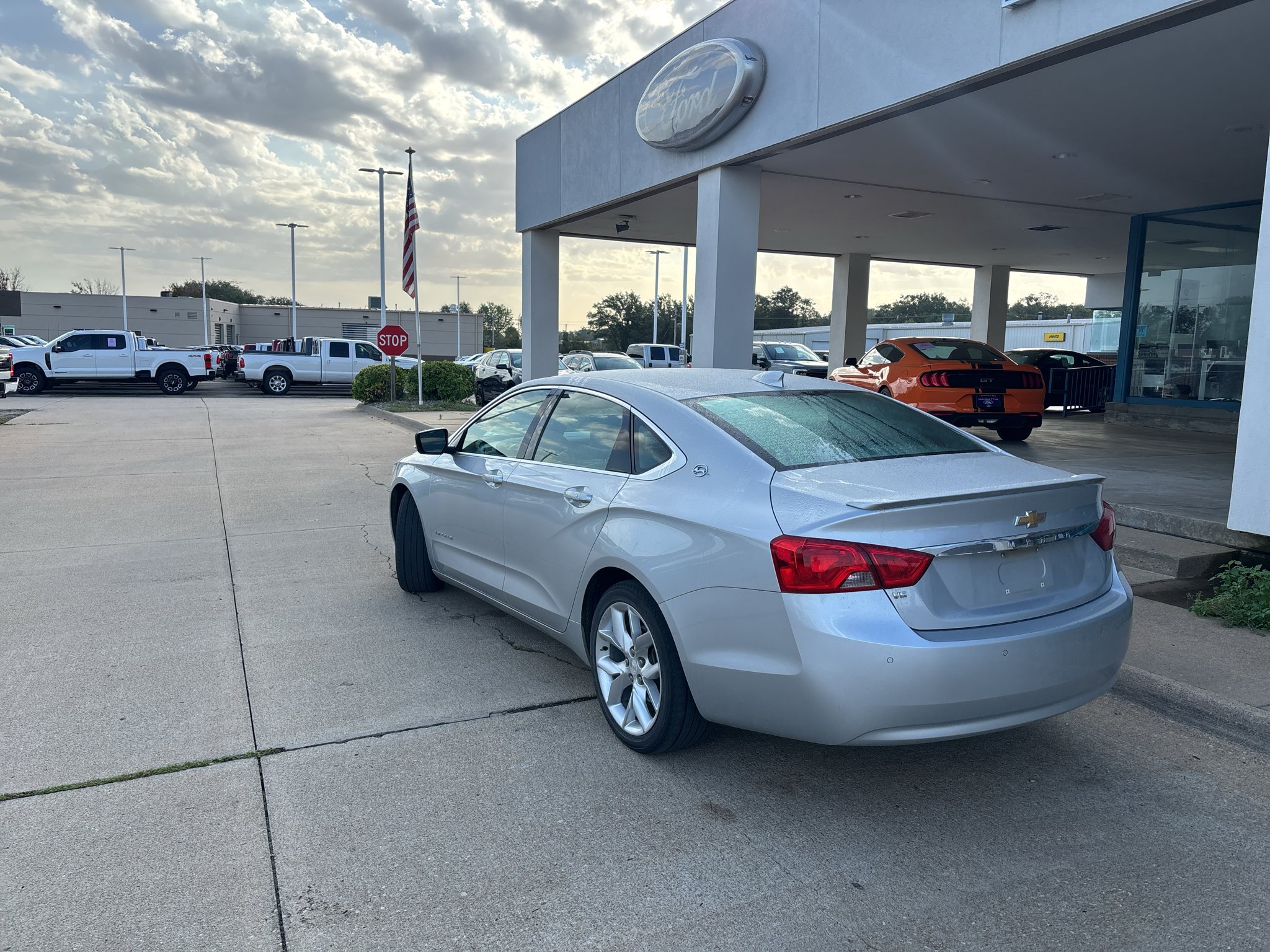 Used 2017 Silver Ice Metallic Chevrolet LT image 11