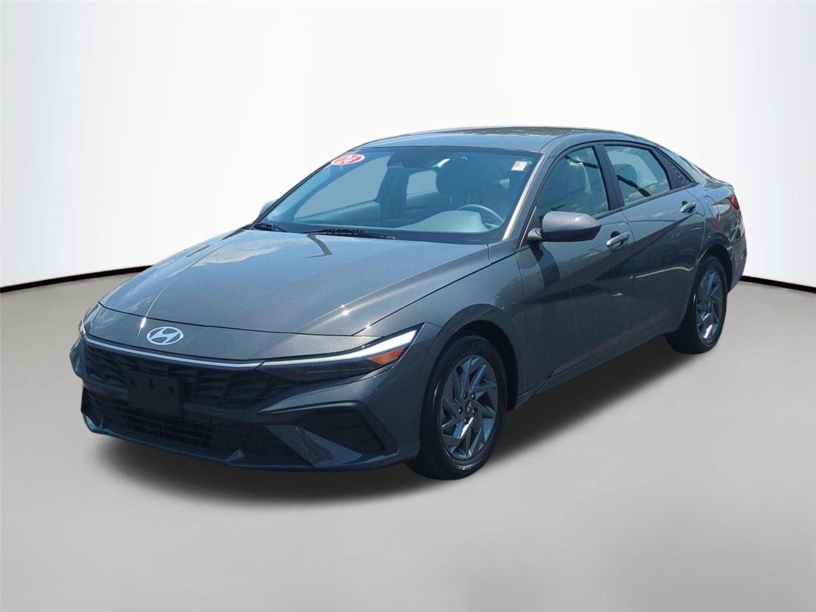 Used 2024 Ecotronic Gray Hyundai SEL image 3