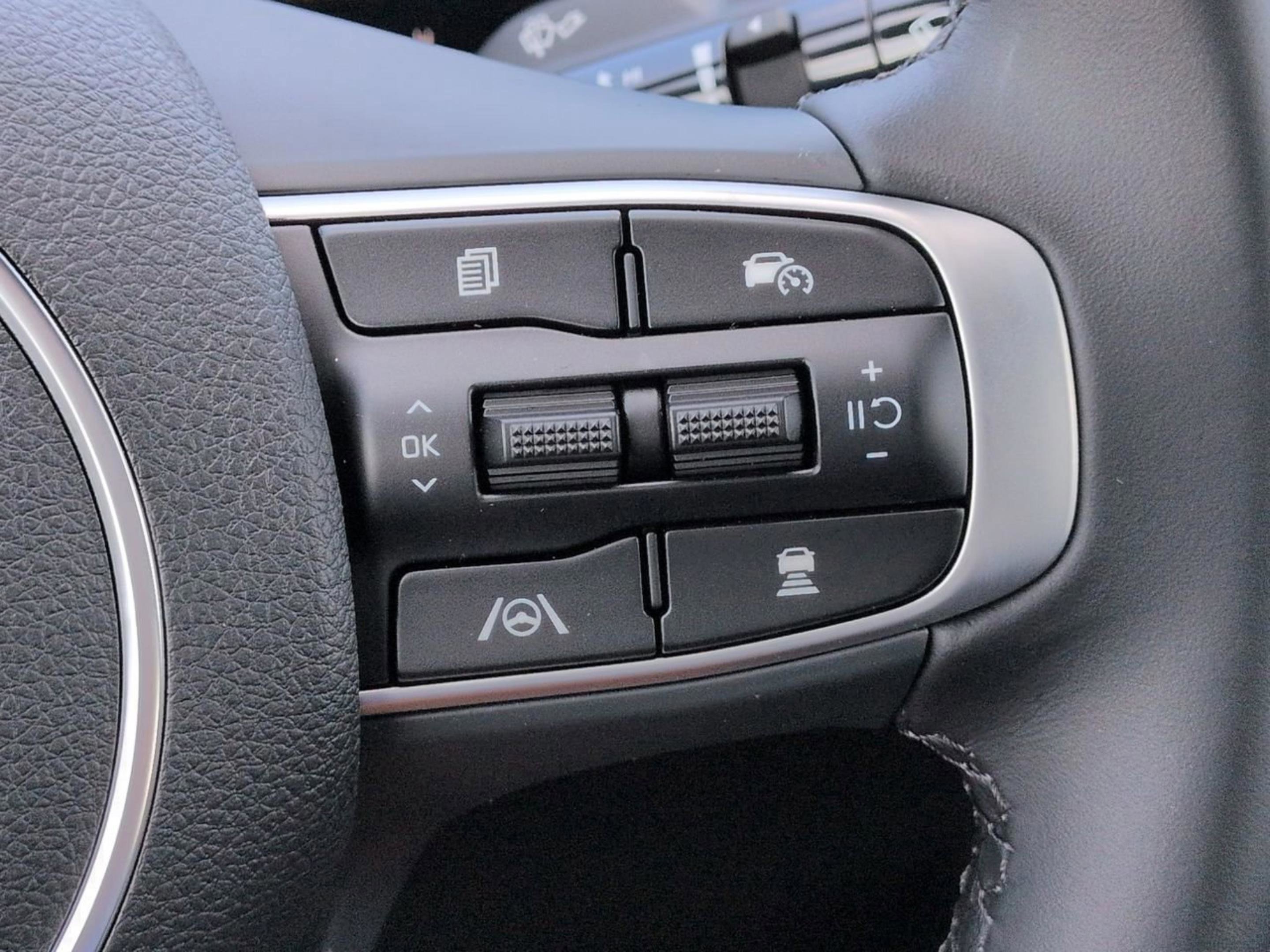 New 2026 Wolf Gray Kia GT-Line image 25