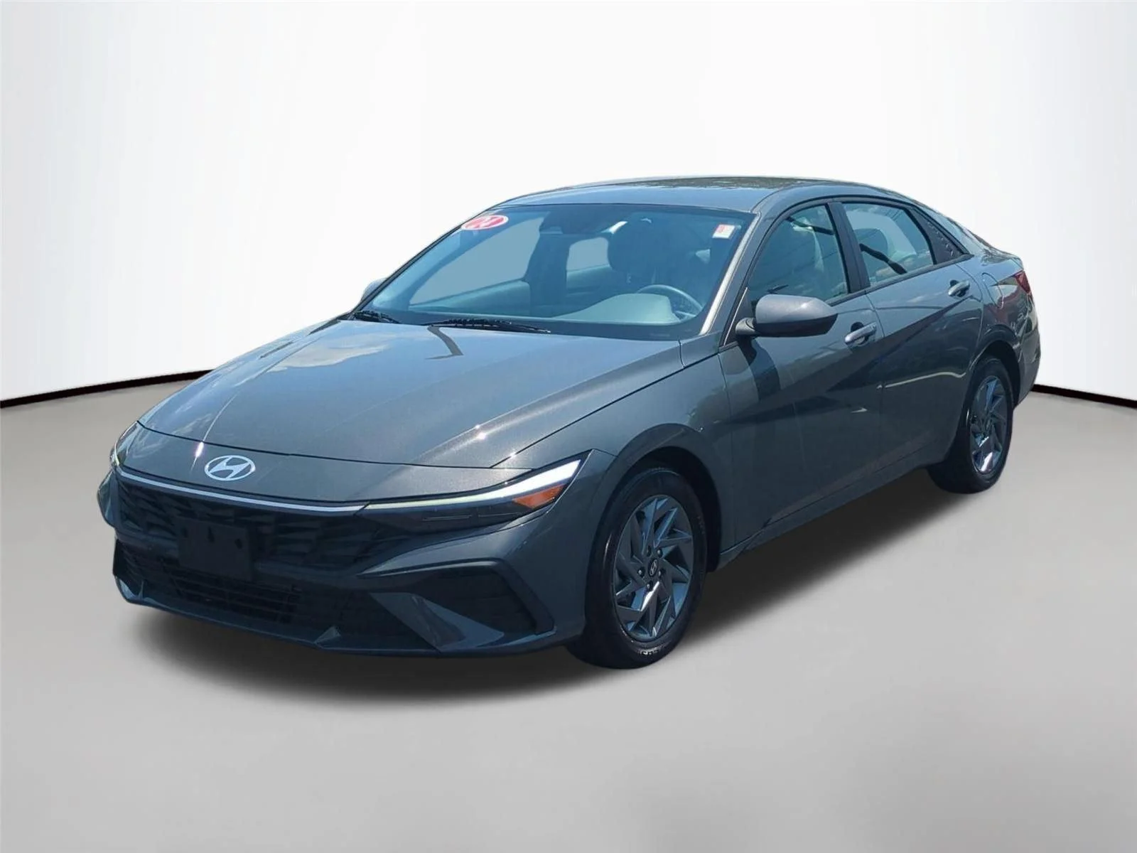 Used 2024 Ecotronic Gray Hyundai SEL image 2