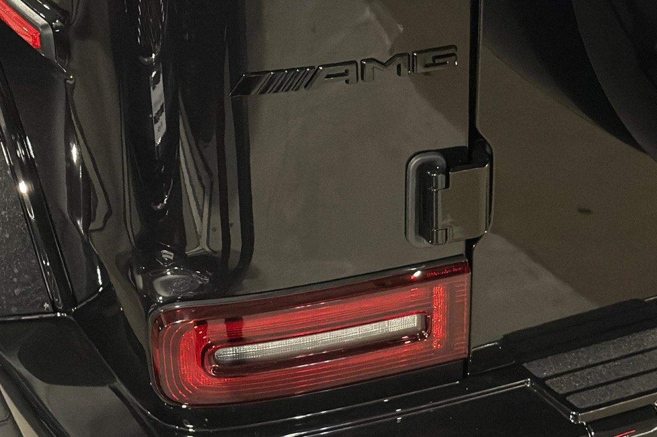 New 2027 Obsidian Black Metallic Mercedes-Benz AMG® G 63 SUV image 11