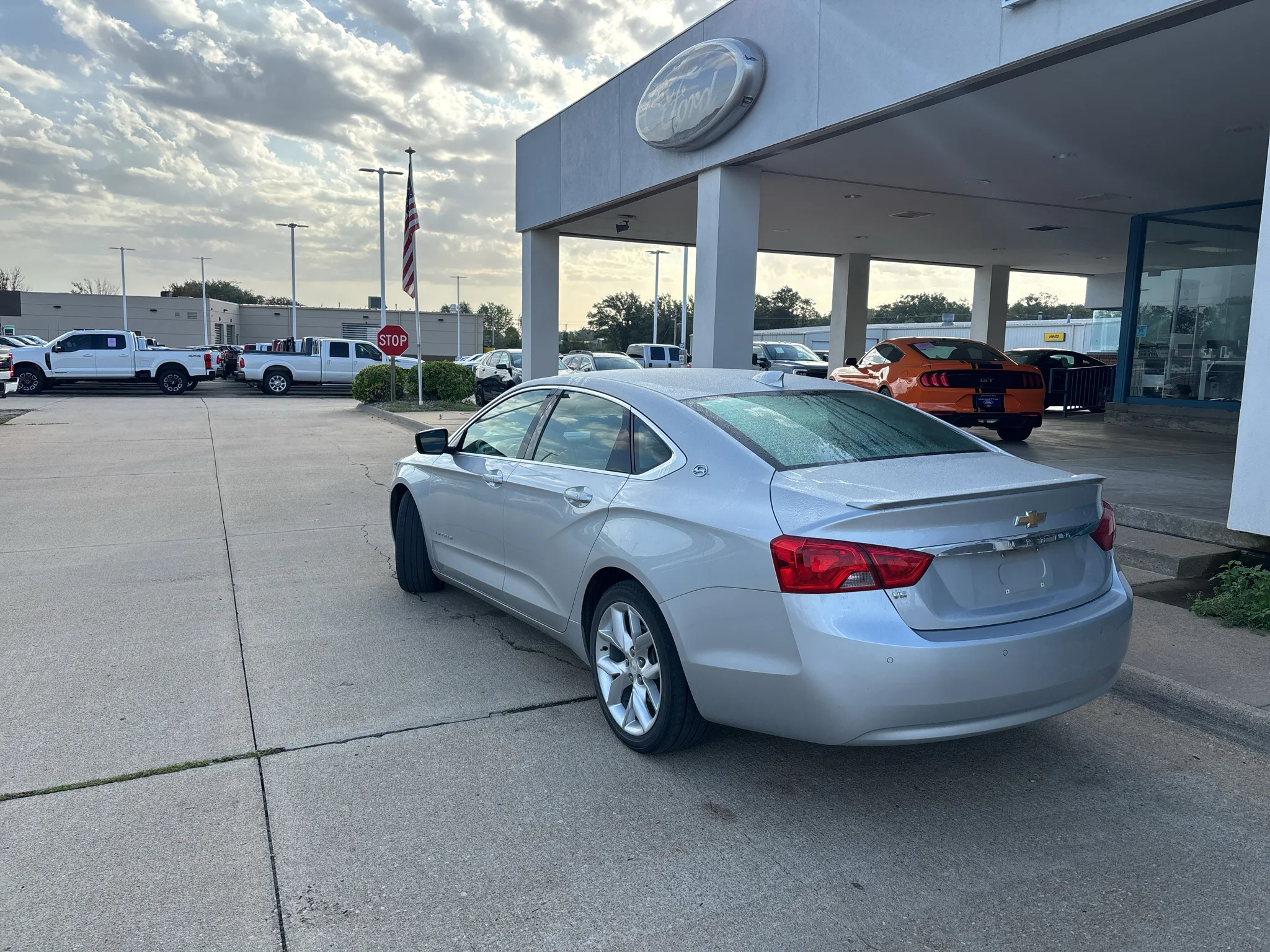 Used 2017 Silver Ice Metallic Chevrolet LT image 11