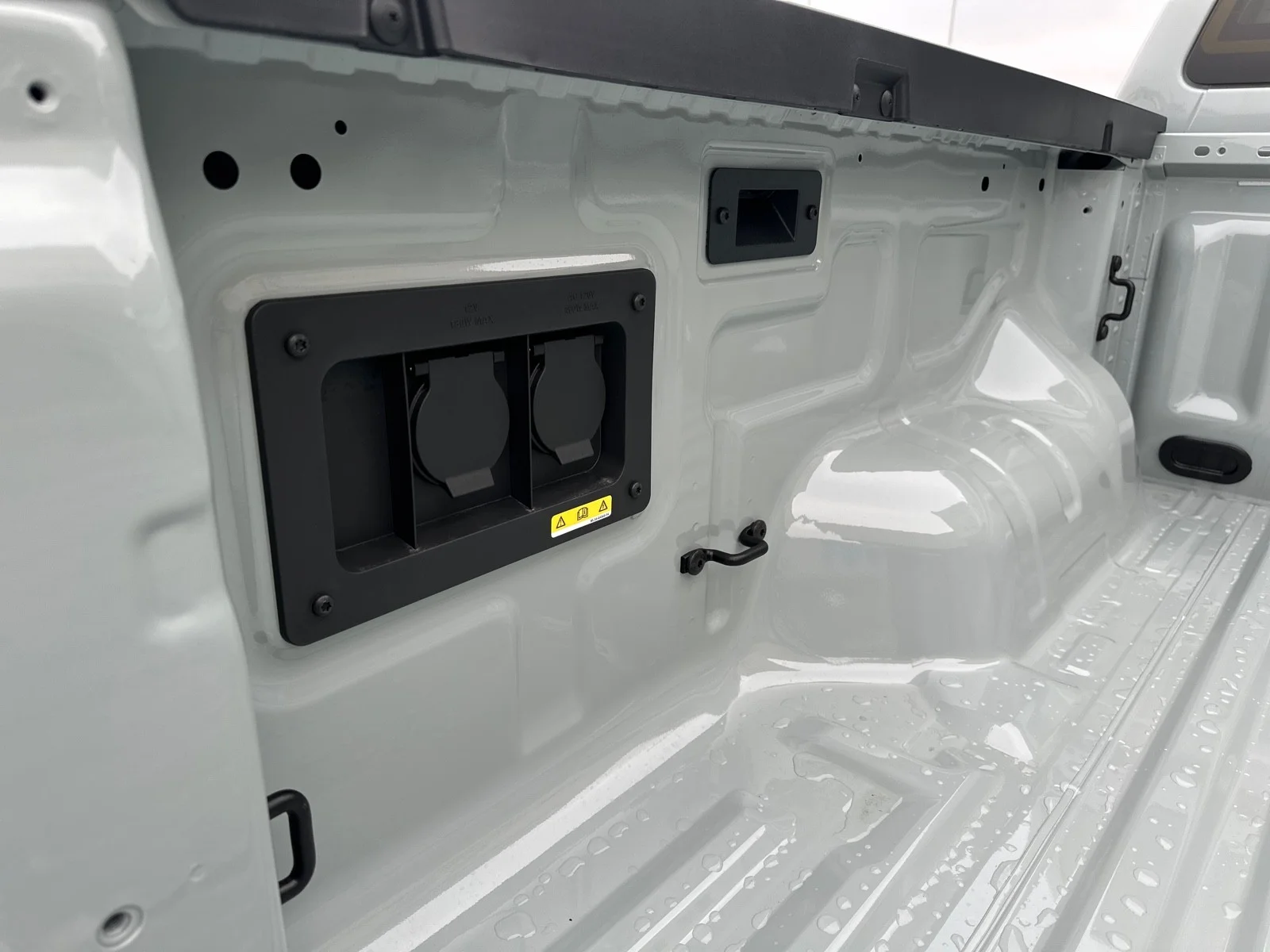 New 2024 Cactus Gray Ford LARIAT image 13