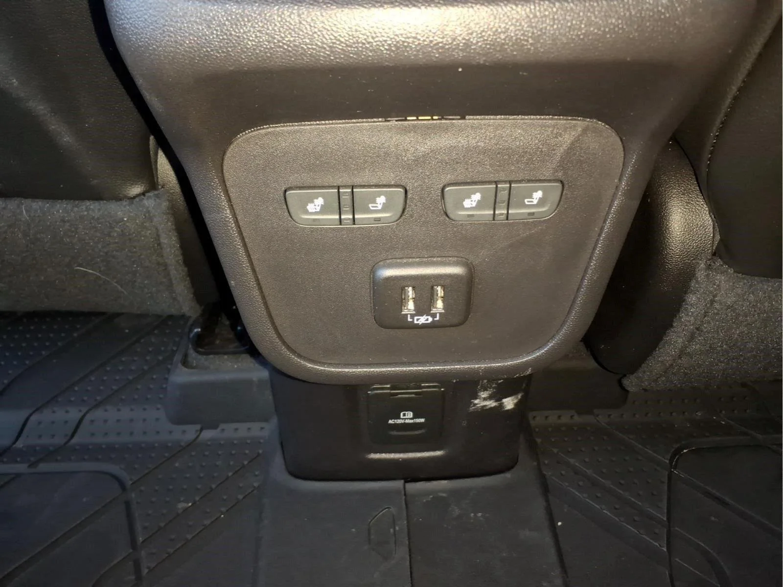 Used 2024 Iridescent Pearl Tricoat Chevrolet Premier image 15
