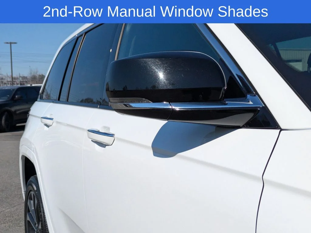Used 2022 White Jeep Overland 4xe image 12