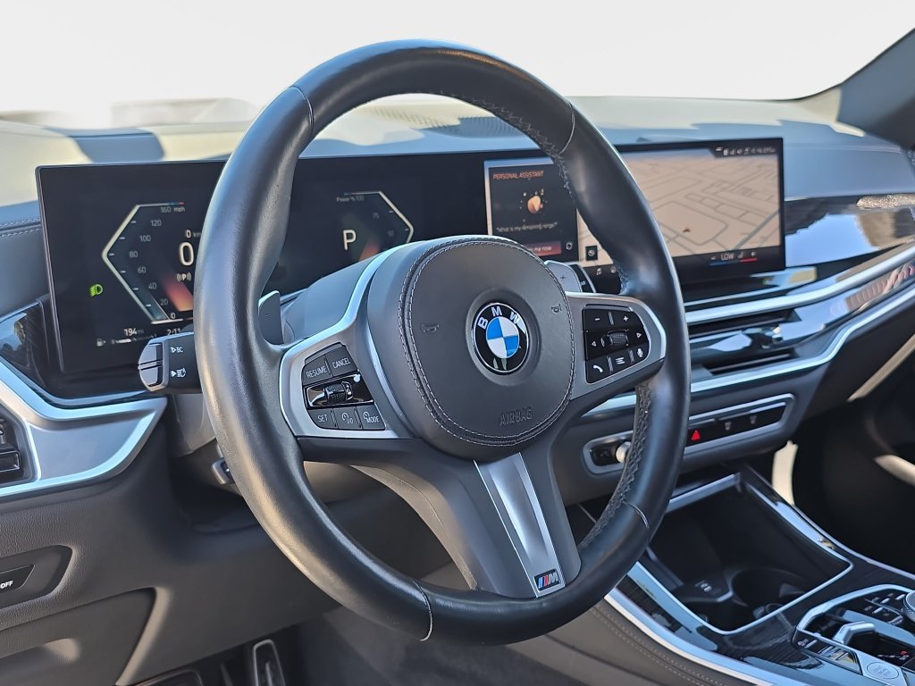 Used 2025 Black BMW sDrive40i image 19
